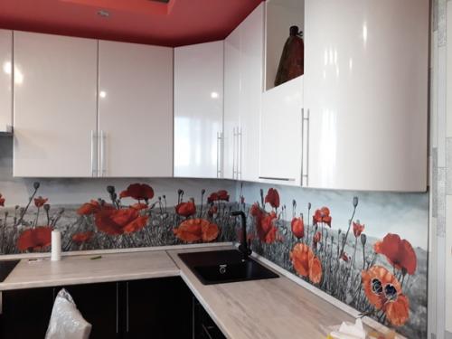 Кухню делали, своими руками 2 года, были голые стены. 03