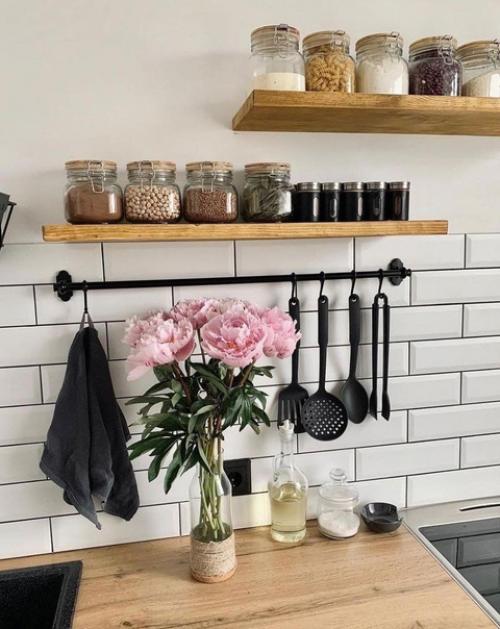 Красивая кухня. В светлых тонах. 01