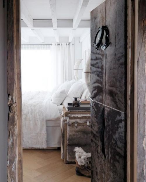 Как применить шкуры и мех в интерьере: 5 интересных идей. 02