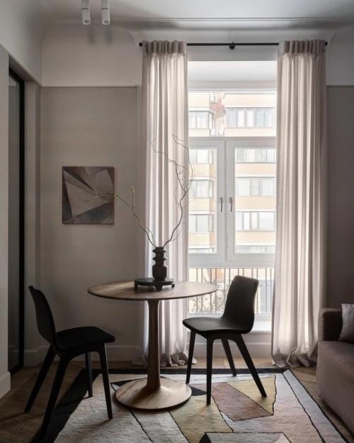 Пока вы присылаете планировки на разбор, я для вас подготовила пост с очень интересной квартирой. 02