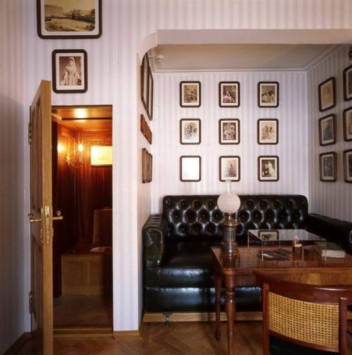 Интерьер. Дом - легенда: фермерский дворец в Петергофе. 02