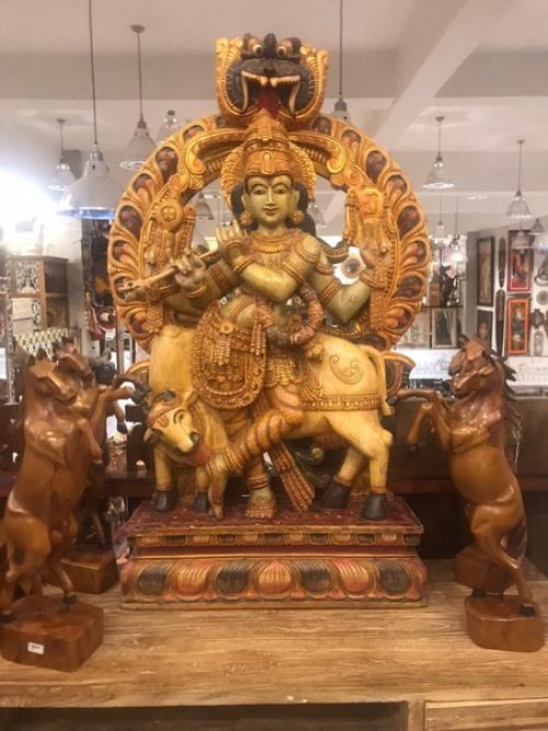 Восхищение мастерством.   Прикасаясь к дереву, чувствуешь тепло. 07