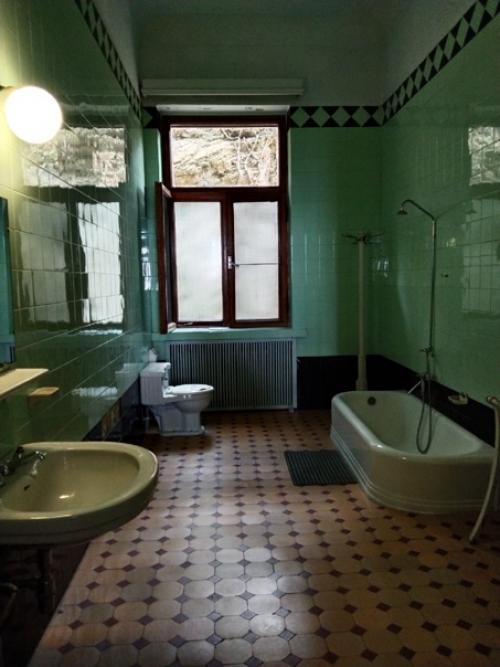 Изабхазиислюбовью.  Сталин страдал манией преследования и множеством комплексов по поводу своего внешнего вида. 03