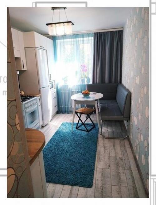 Белая кухня - это беспроигрышное решение на все времена не только с декораторской, но и практической точки зрения. 04