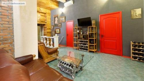 Недорого и красиво: самые необычные и стильные хостелы в Одессе. 02