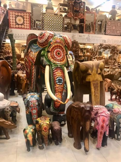 Восхищение мастерством.   Прикасаясь к дереву, чувствуешь тепло. 04