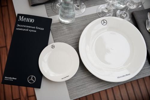 Современная роскошь и эксклюзивная мобильность Mercedes - Benz - теперь и на воде! 04