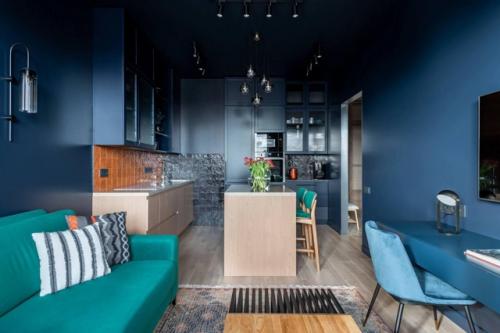 Евротрёшка с кухней - островом и необычной планировкой спальни. 02