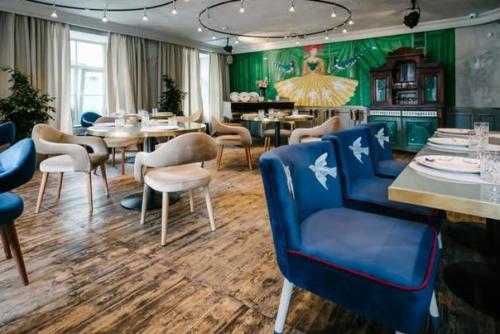 5 красочных заведений города. 04