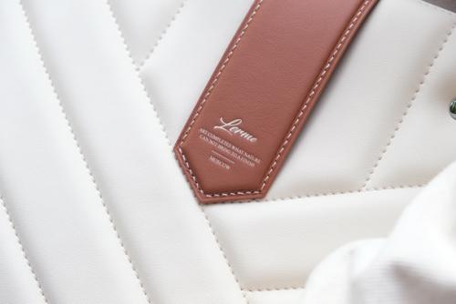 Одни из важнейших понятий, связанных с архитектурой авангарда - пространство и движение. 07