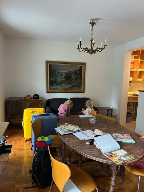 Квартиру у моря на всё лето в Черногории сняли. 08