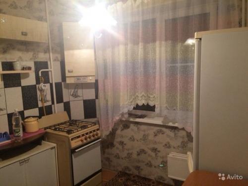 Сдам раздолбанную в хлам 1 комнатную квартиру 36 кв. 03