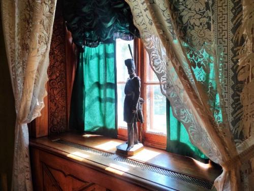 Я еще в прошлую поездку запомнила, что Александрия - это как-то очень про уют, обыденность и негромкое семейное счастье. 04