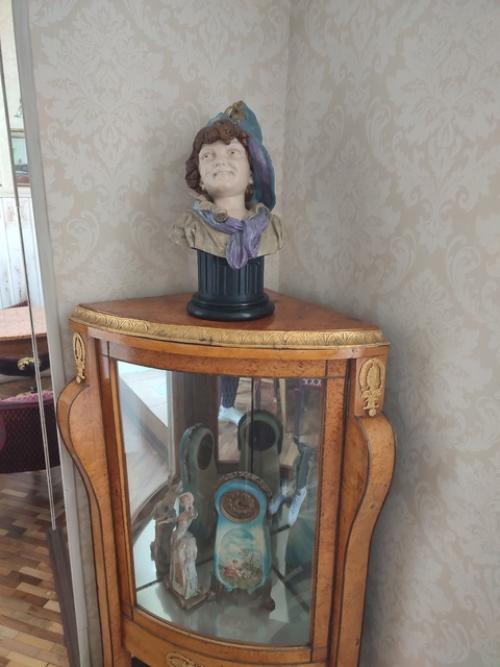 Концепция моего салона - отсутствие постоянной площадки. 03