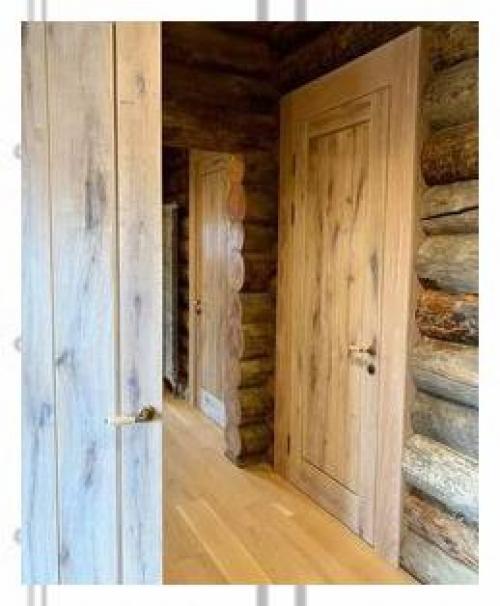 Актуальный тренд в интерьере загородных домов: двери, у которых лицевая часть дверного полотна изготовлена из спила - слэба массива дуба. 04