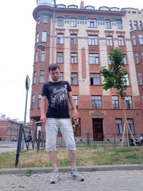 Для счастья не надо почти ничего или всего и побольше. 04