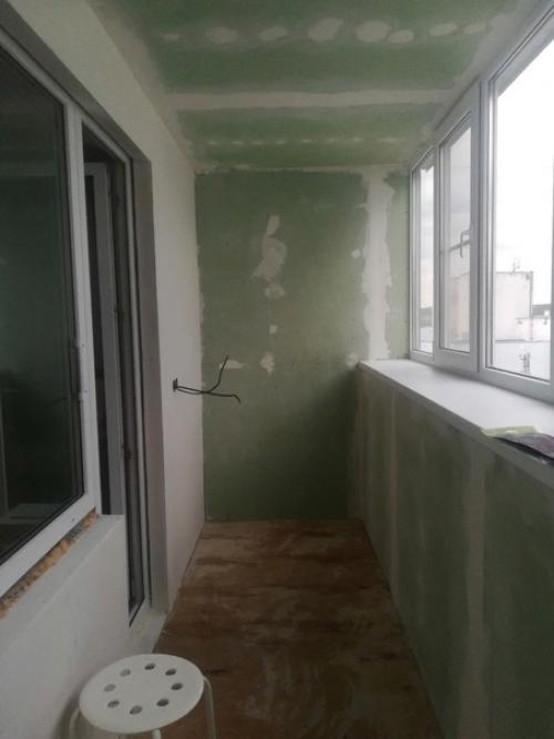 Какой хорошенький ремонт на балконе получился. 05