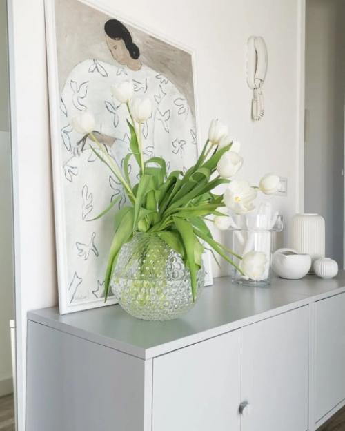 Приятные скандинавские детали в доме с модными постерами. 04