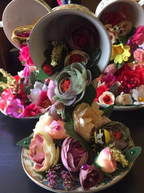 Топиарий Цветочный Водопад отлично впишется в интерьер вашей гостинной, спальни или даже кухни. 04