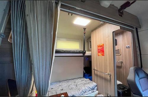 Пять лет назад компания FAW Jiefang начала выпускать флагманскую высококлассную серию FAW Jiefang J7 Eagle. 06