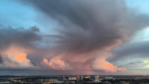 До недавних пор было у меня место, в котором балконпати еще круче, чем у меня. 03