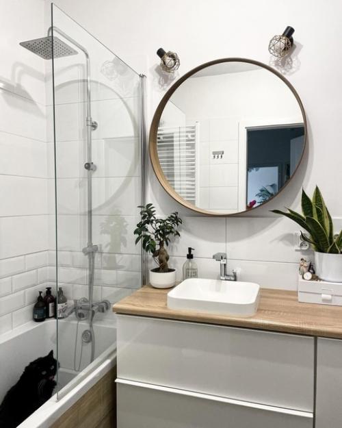 Светлая квартира с красивой мебелью и живыми растениями. 02