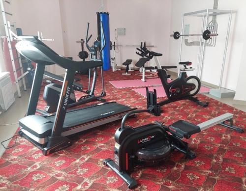 У дворца культуры - ремонт и большие планы по обустройству фитнес-клуба с интерьером в стиле лофт. 02