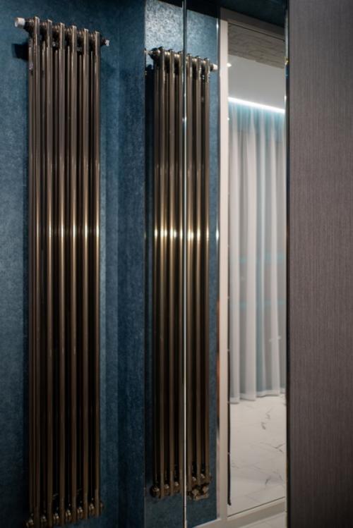 На этих пяти квадратных метрах можно уединиться, поработать, выпить кофе, отдохнуть, почитать - и всё это мой фаворит - кабинет! 08