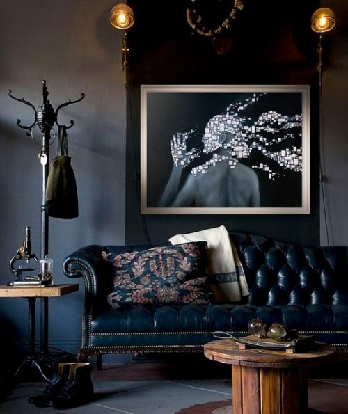 Темная стена в интерьере - это скорее какое-то экстравагантное исключение, чем правило. 03