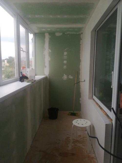 Какой хорошенький ремонт на балконе получился. 04