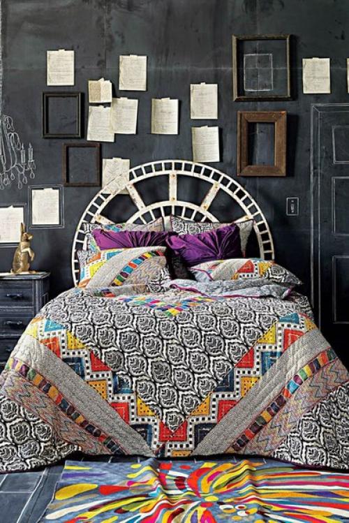 Магическая сила кровати? 

