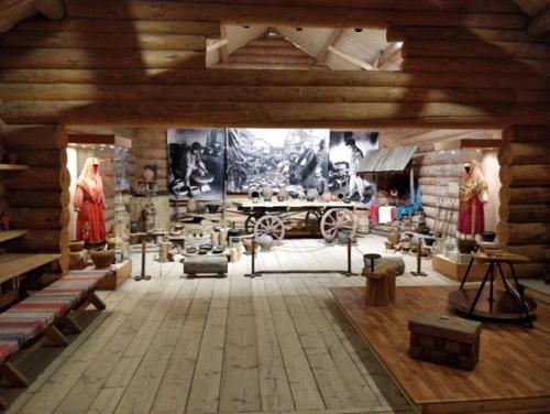 Есть в вологодской области чудесный уголок - удивительная деревня, архитектурно - этнографический музей семенково. 02