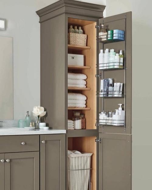 В многоэтажных домах всегда санузлы небольшие. 06