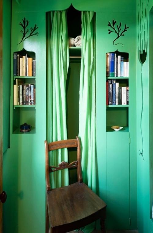 Архитектор Бен и его жена, скульптор Джилл, создали простой дом для отдыха в рыбацкой хижине на побережье Шотландии. 01