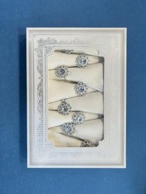 Скатерть тканевая жаккардовая на стол 150 х 205 см с салфетками 30 х 31 см (8 шт. ) и декоративными кольцами (8 шт.. 02