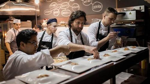 Из Петербурга в Грецию: где в городе совершить гастрономическое путешествие. 04