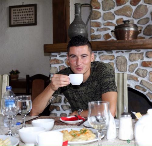 Албанские легионеры Терека познакомились с национальной кухней Чечни. 04