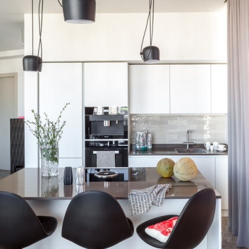 Белые кухни - тренд, который будет актуален всегда. 02