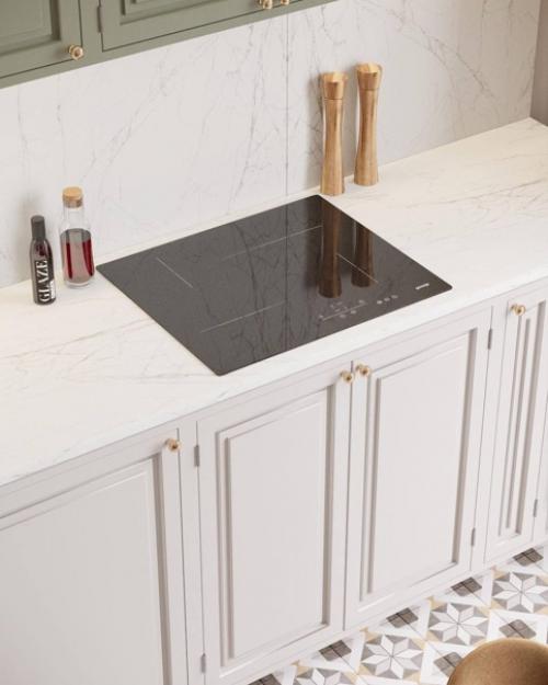 Интересное цветовое решение в интерьере кухни - гостиной в стиле неоклассика. 05