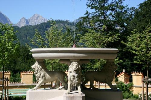 Замок нойшванштайн (Neuschwanstein Castle). 05