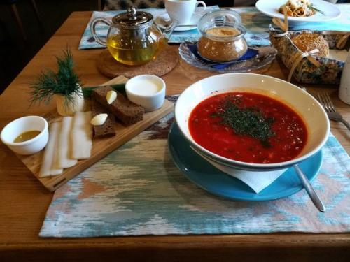 Июль для меня богатым на гастрономические вылазки в Челябинске выдался. 02