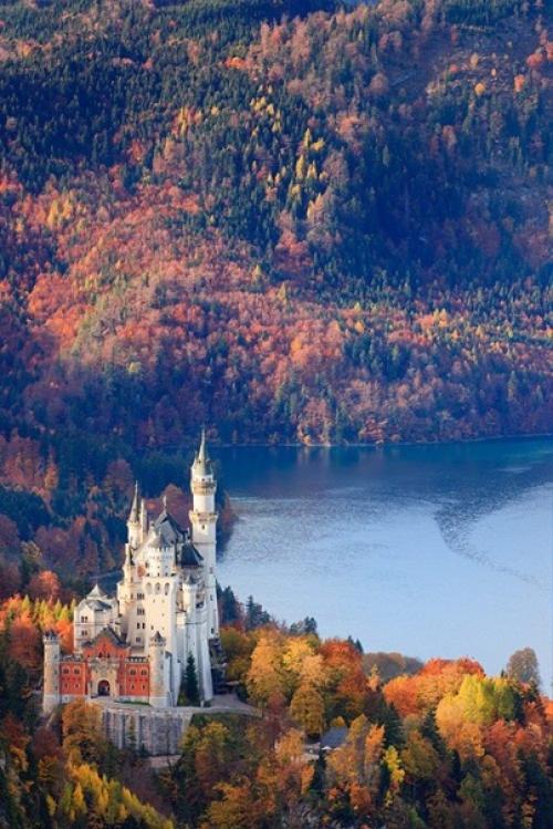 Замок нойшванштайн (Neuschwanstein Castle). 02