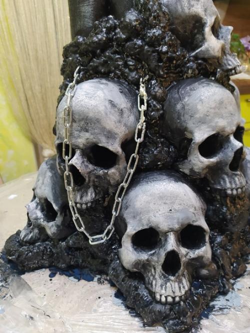 Наконец - то, приблизилась к завершению декора по мотивам картины Апофеоз Войны. 08