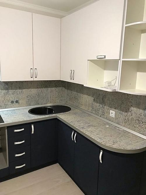 Красивая кухня - это не роскошь, а необходимость, позволяющая создать полноценную концепцию дизайна интерьера в любом современном жилье. 01