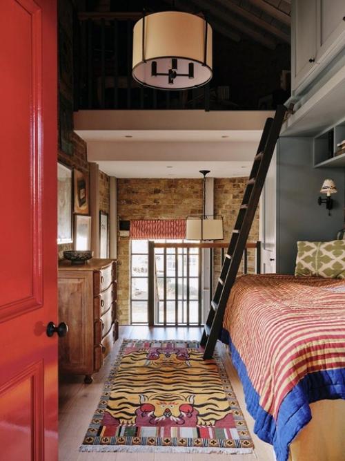 Квартира с невероятным количеством необычных деталей в интерьере. 05