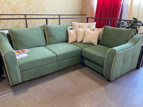 Зеленый цвет в интерьере: модные тенденции и фото - идеи яркой мебели! 03