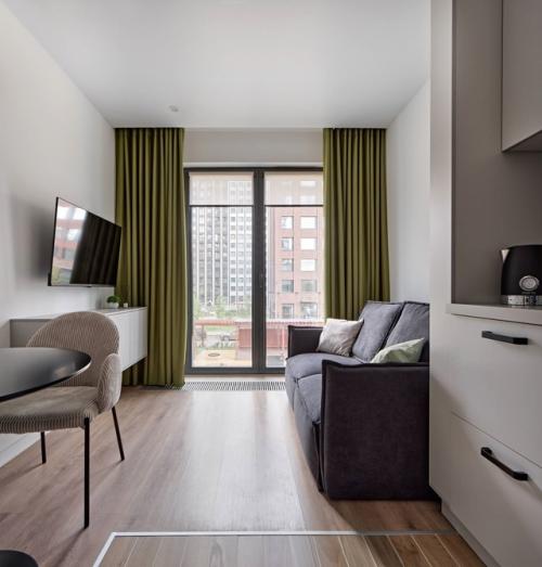 Лаконичный интерьер маленькой однушки всего 28 м 2 в ЖК баланс в Москве. 04