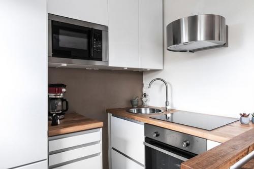 Крохотная шведская студия площадью 24 кв. 03