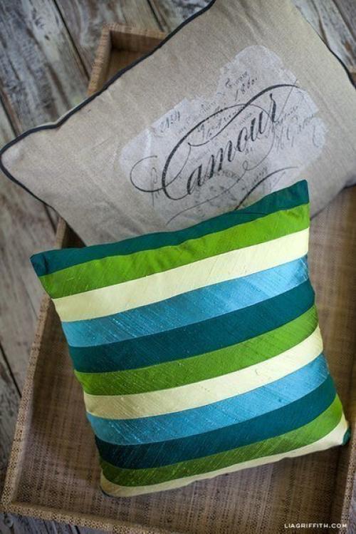 Чехлы из шелковых лент на диванные подушки. 01