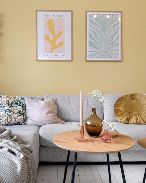 Позитивная скандинавская гостиная в желтом цвете. 02